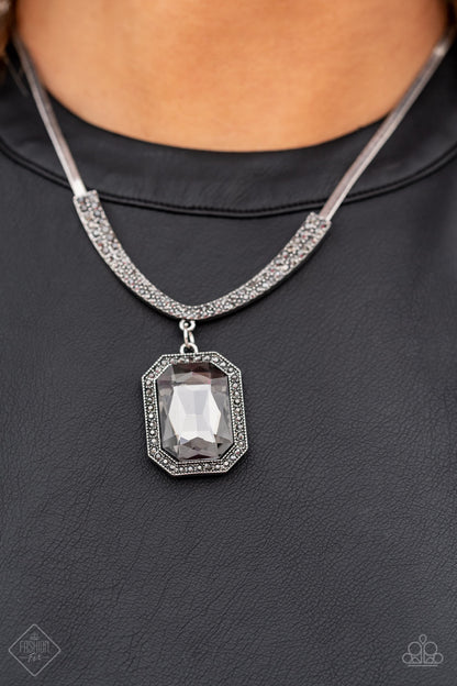 Paparazzi Fit For A DRAMA QUEEN Silver Short Necklace – Fashion Fix Magnificent Musings August 2022