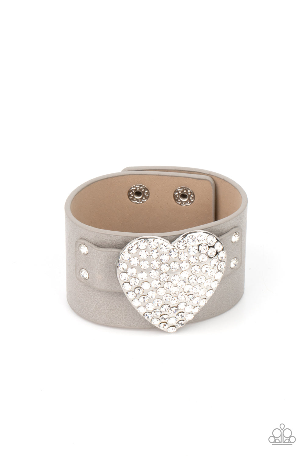 Paparazzi Flauntable Flirt Silver Single Wrap Snap Bracelet - P9DI-URSV-133XX