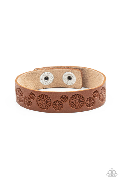Paparazzi Follow The Wildflowers Brown Single Wrap Snap Bracelet - P9UR-BNXX-536XX