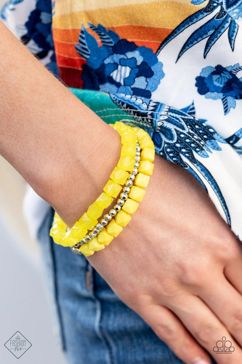 Paparazzi Trendsetting Tourist Yellow Stretch Bracelet - Fashion Fix Glimpses of Malibu July 2021