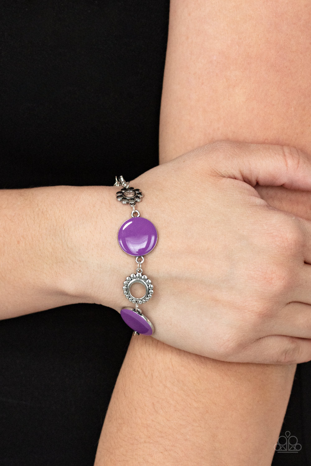 Paparazzi Garden Regalia Purple Clasp Bracelet