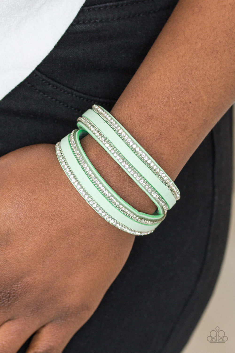 Paparazzi green deals wrap bracelet