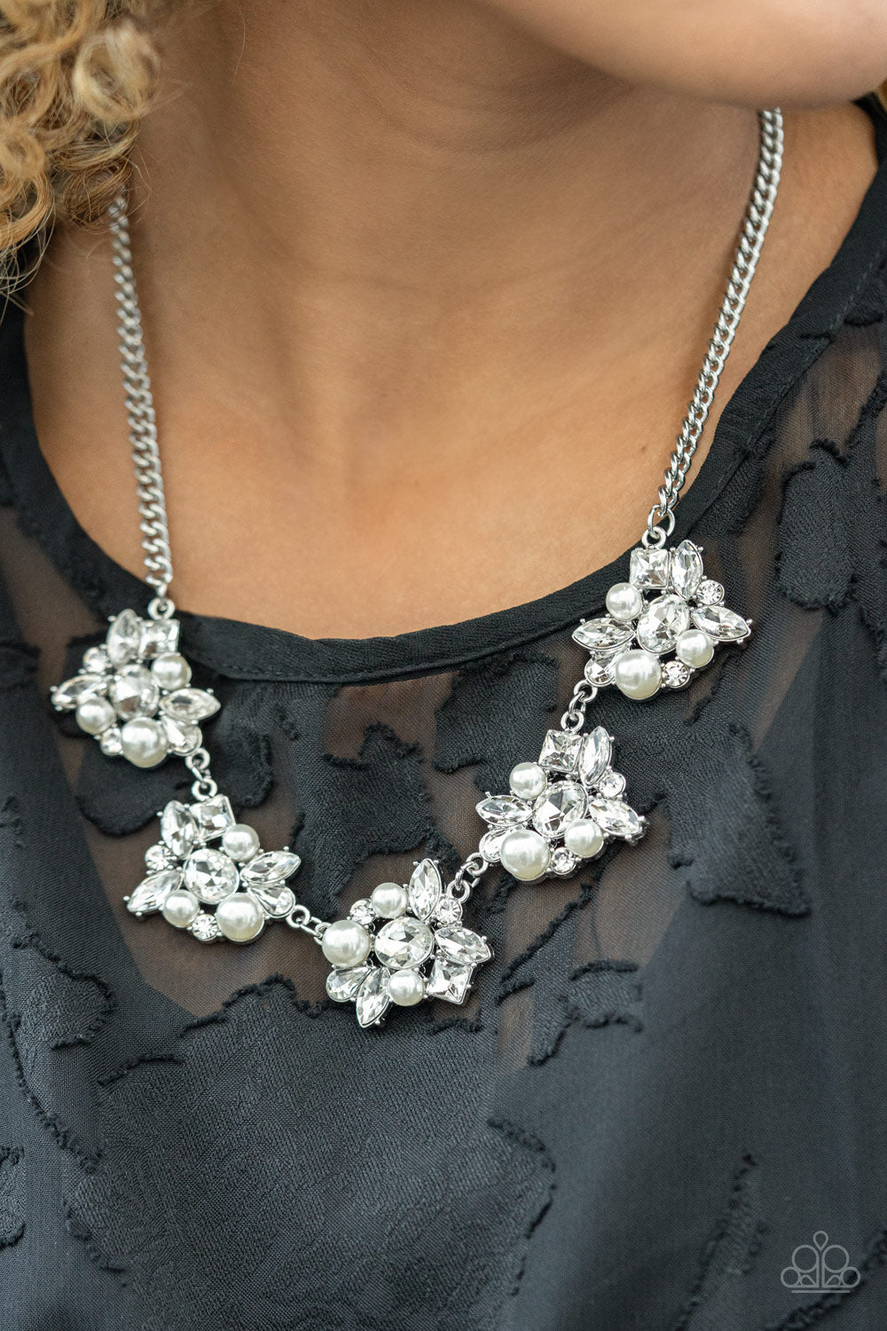 Paparazzi HEIRESS of Them All White Short Necklace - EMP Exclusive 2021