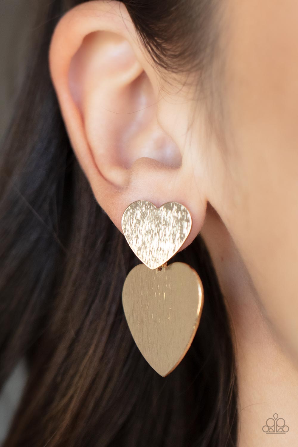 Paparazzi Heart-Racing Refinement Gold Post Earrings - P5PO-GDXX-175XX