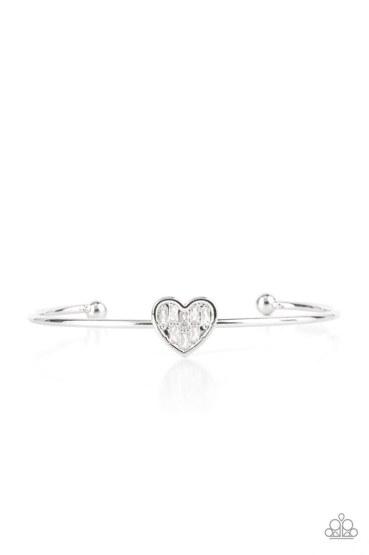 Paparazzi Heart Of Ice White Cuff Bracelet - P9DA-WTXX-120XX