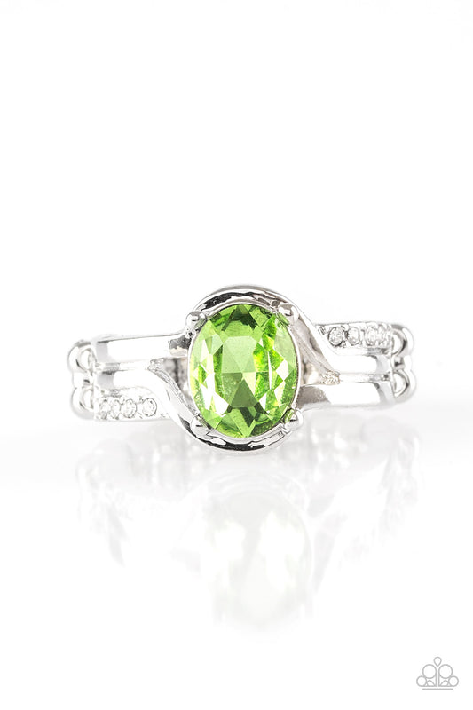 Paparazzi Home is Where The Castle Is Green Ring - P4RE-GRXX-079XX