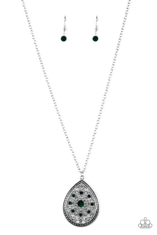 Paparazzi I Am Queen Green Long Necklace - P2WH-GRXX-268XX