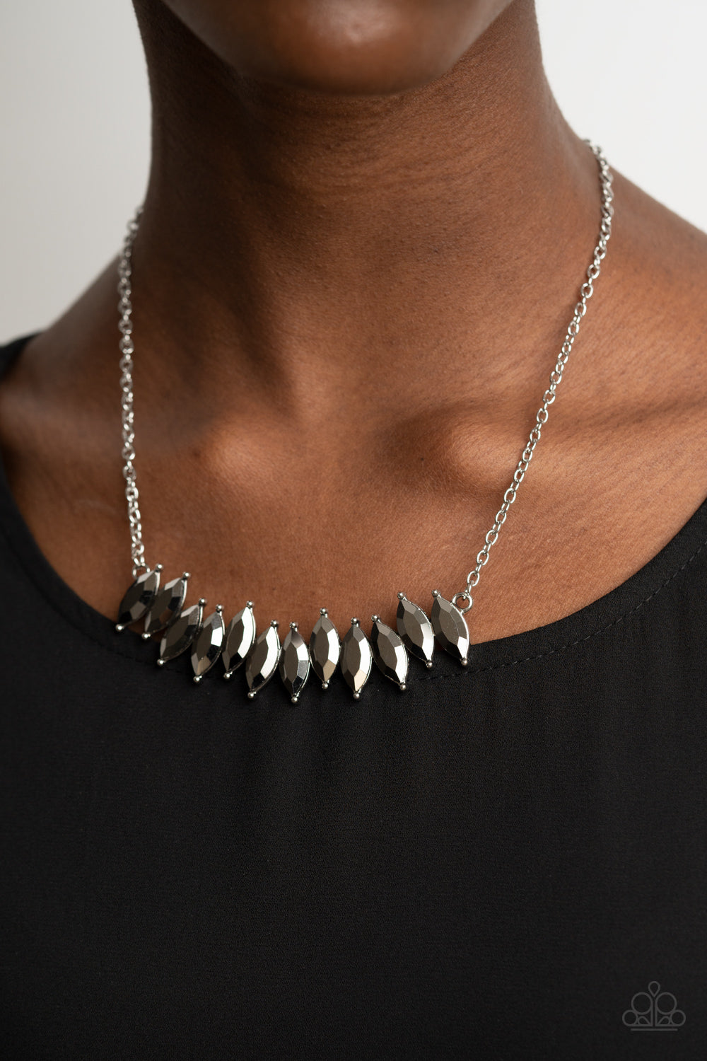 Paparazzi Icy Intensity Silver Short Necklace