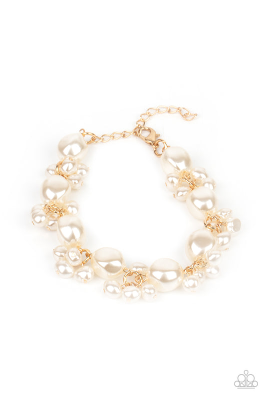 Paparazzi Imperfectly Perfect Gold Clasp Bracelet