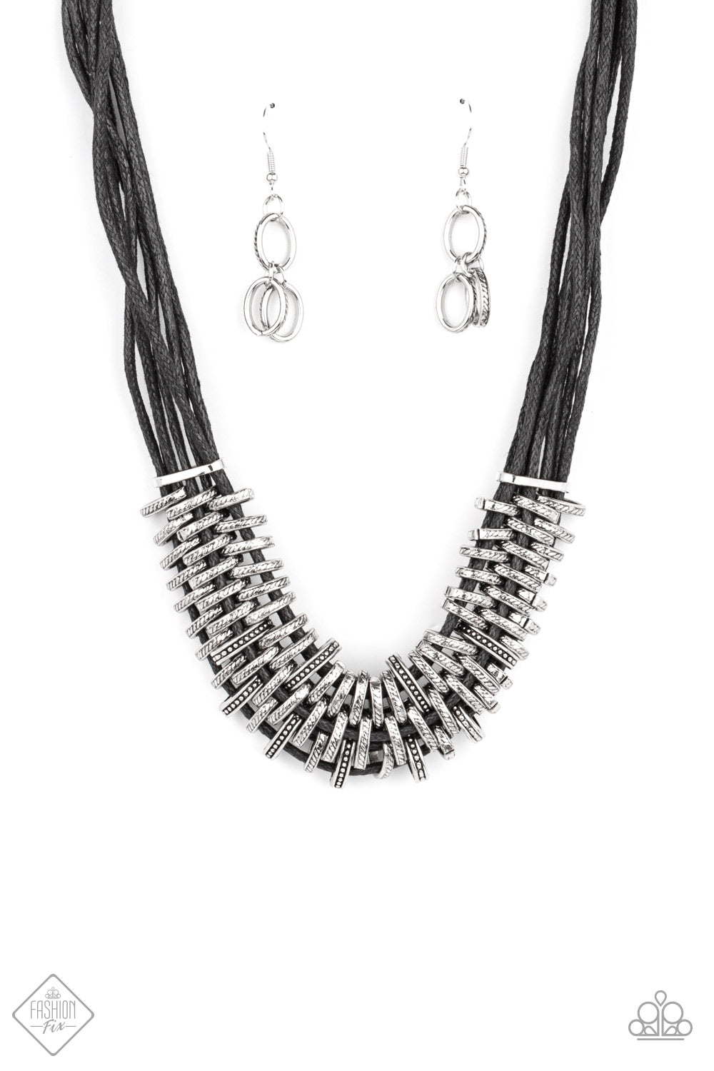 Urban culture black 2024 necklace paparazzi