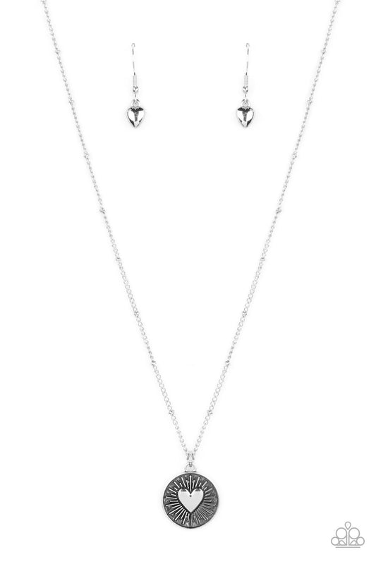 Paparazzi Lovestruck Shimmer Silver Short Necklace - P2DA-SVXX-282XX
