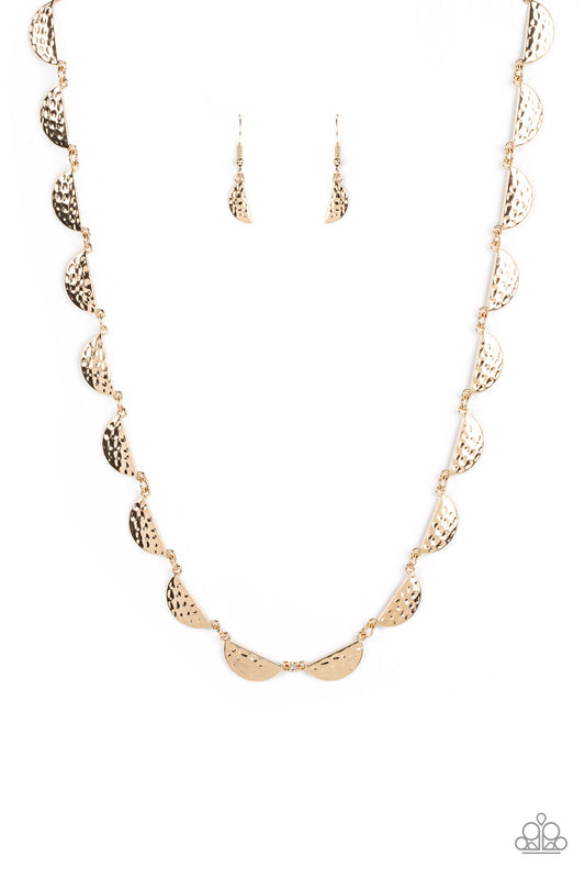 Paparazzi Lunar Jungle Gold Short Necklace - P2SE-GDXX-105XX