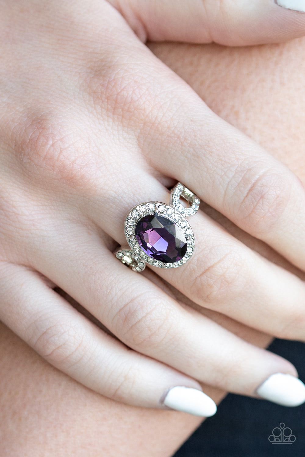 Paparazzi Magnificent Majesty Purple Ring