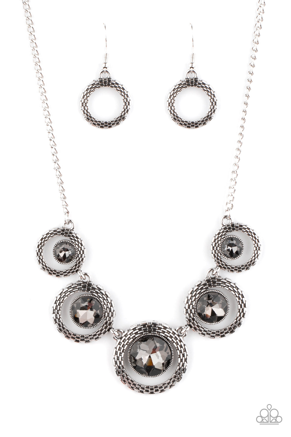 Paparazzi Pixel Perfect Silver Short Necklace