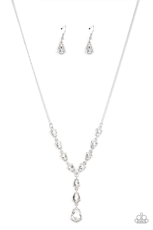 Paparazzi Park Avenue A-Lister White Short Necklace - P2DA-WTXX-196XX