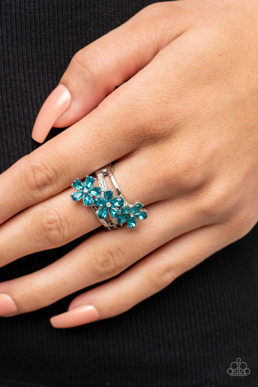 Paparazzi Posh Petals Blue Ring - P4DA-BLXX-087XX