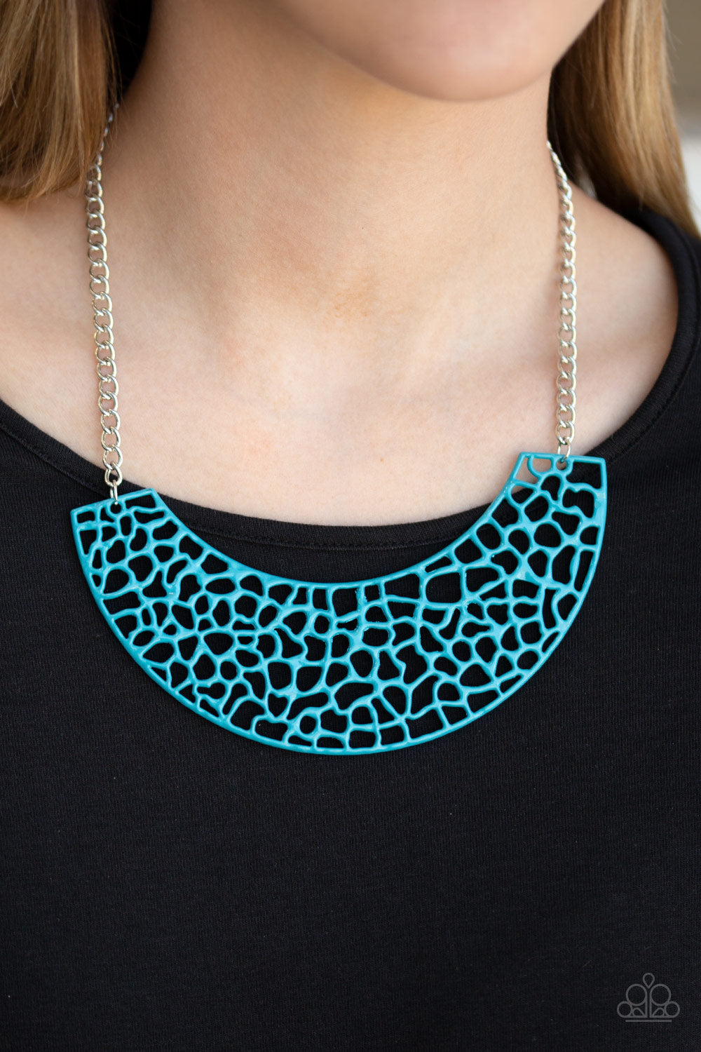 Paparazzi Powerful Prowl Blue Short Necklace - P2ED-BLXX-040XX