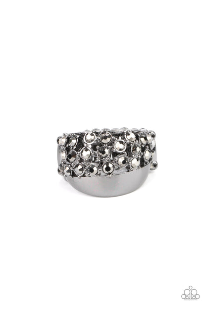 Paparazzi Prismatically Motley Black Ring - P4ED-BKXX-090XX