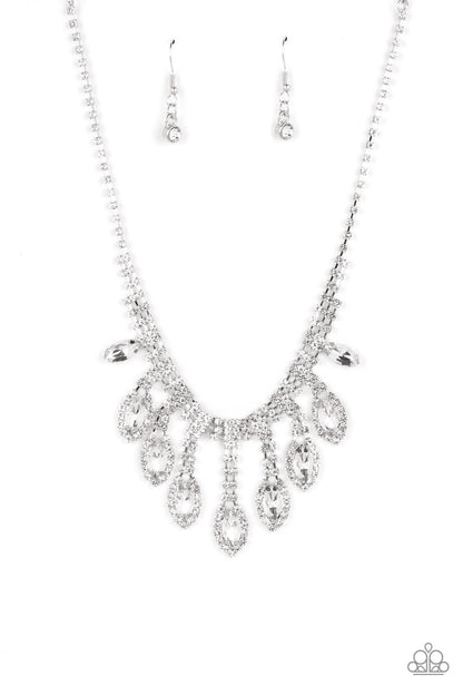 Paparazzi REIGNING Romance White Short Necklace - Life Of The Party Exclusive November 2021 - P2ST-WTXX-125XX