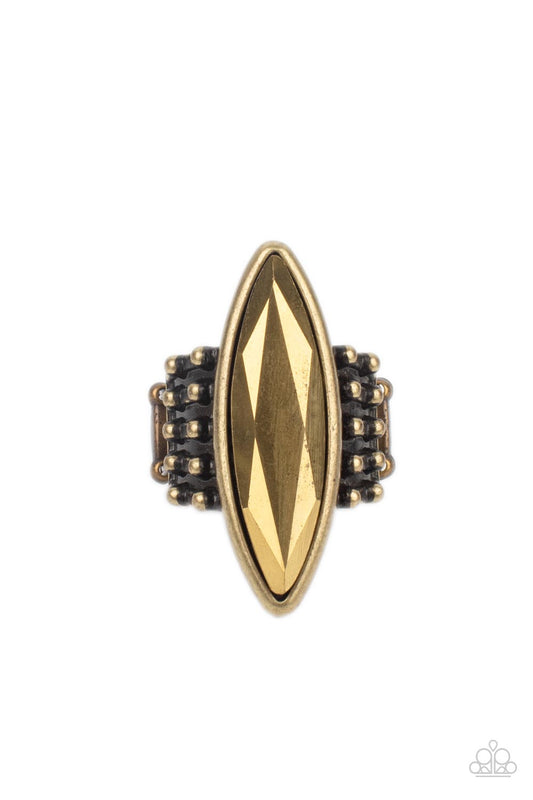 Paparazzi Renegade radiance Brass Ring - P4ED-BRXX-089XX