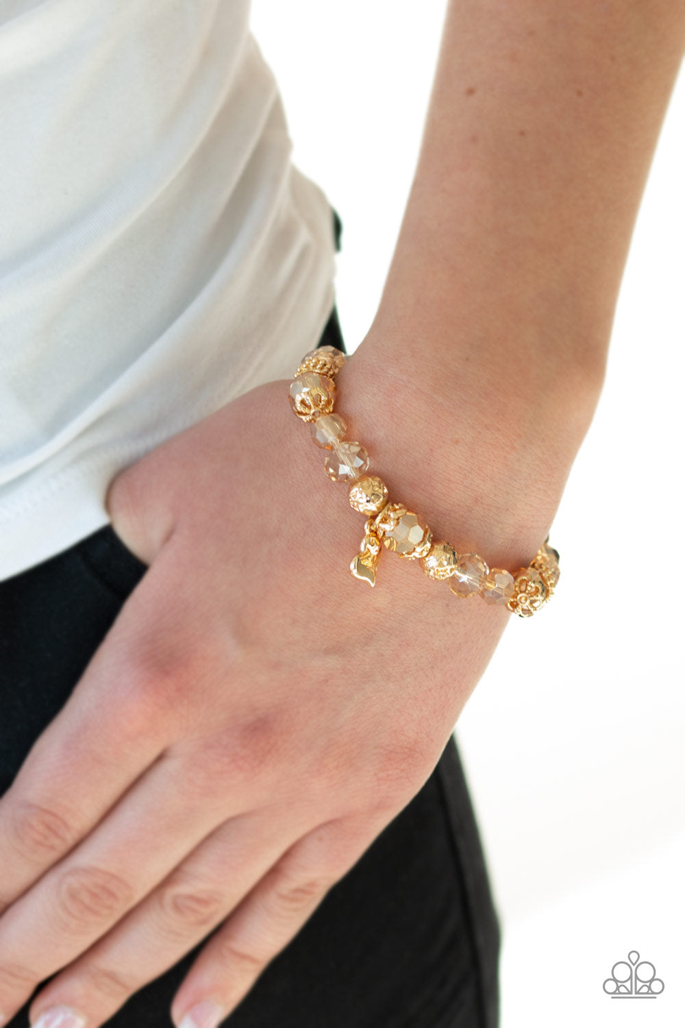 Paparazzi Right On The Romance Gold Bracelet - P9WH-GDXX-110XX