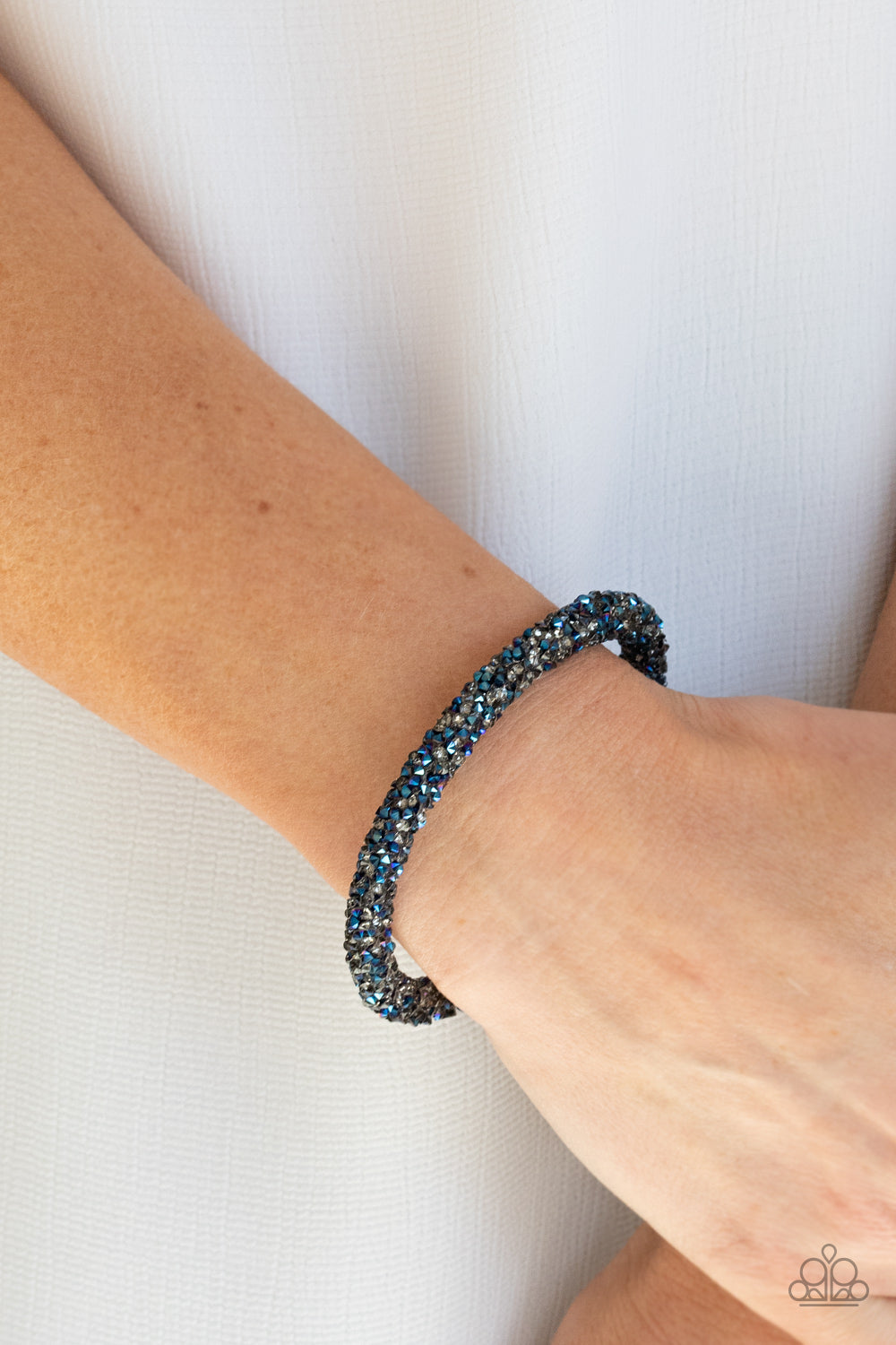 Paparazzi Roll Out The Glitz Multi Cuff Bracelet - P9ED-MTXX-036XX