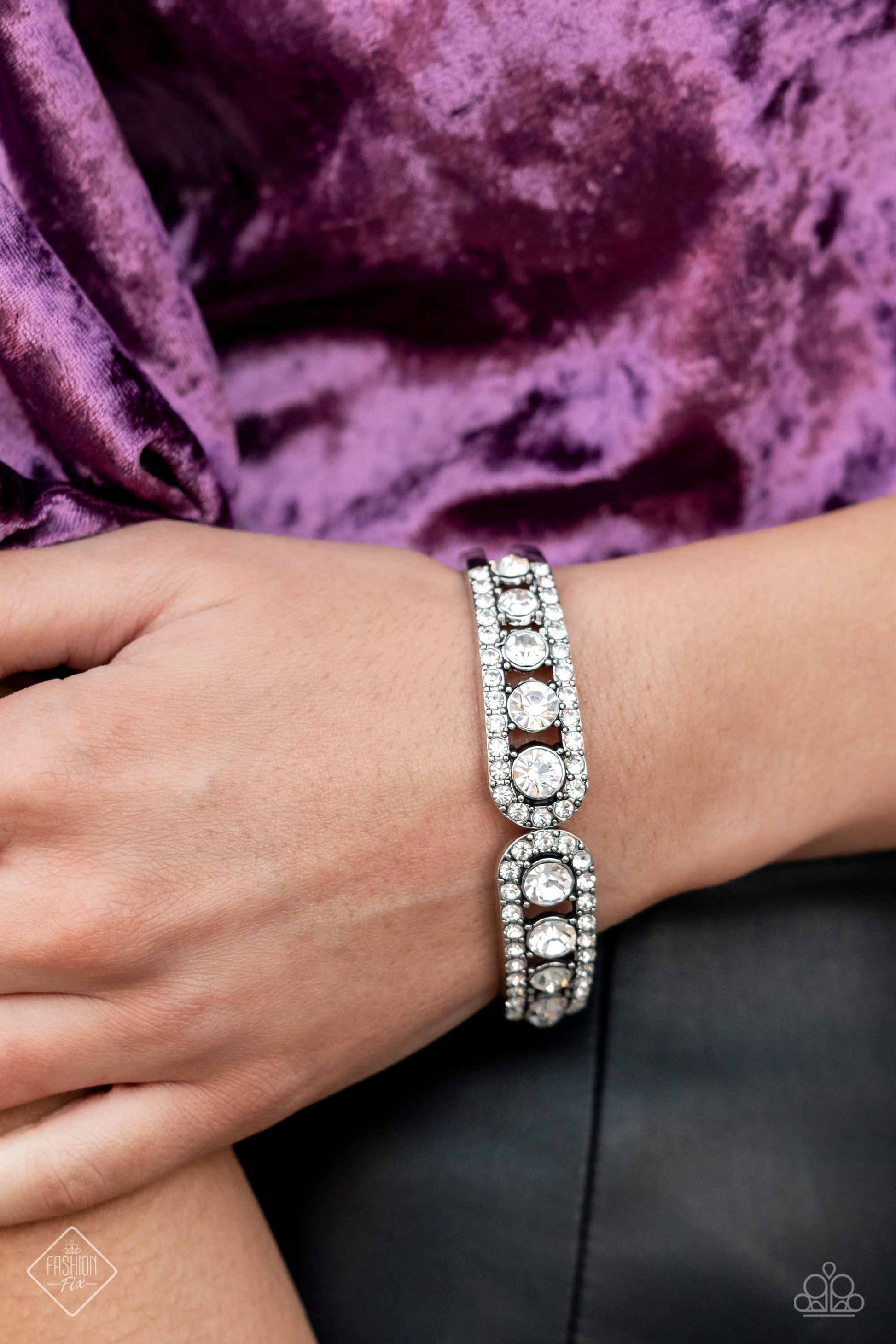 Paparazzi Spellbinding Splendor White Hinge Cuff Bracelet - Fashion Fix Fiercely 5th Avenue January 2023 - FFA-0123 - P9RE-WTXX-551KQ