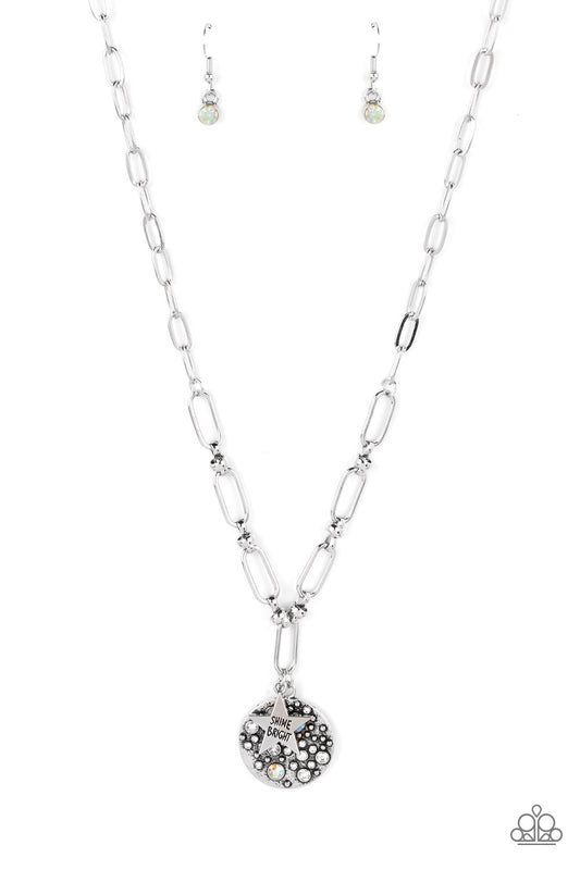 Paparazzi Stardust Saucer White Short Necklace - P2WD-WTXX-217XX