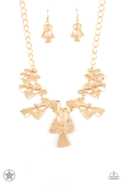 Paparazzi The Sands Of Time Gold Short Blockbuster Necklace