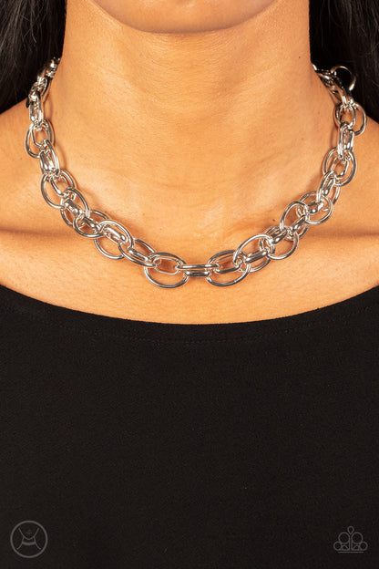 Paparazzi Tough Crowd Silver Choker Necklace - P2CH-SVXX-079XX