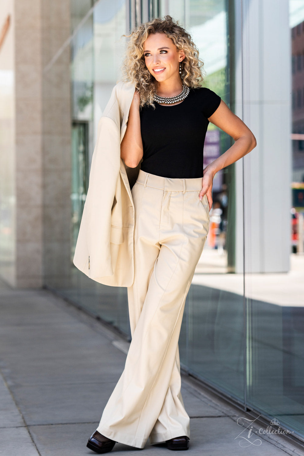 Paparazzi Undeniable Zi Collection Necklace 2022 - Z2216