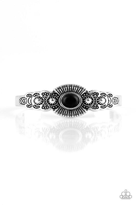 Paparazzi Wide Open Mesas Black Cuff Bracelet - P9SE-BKXX-140XX