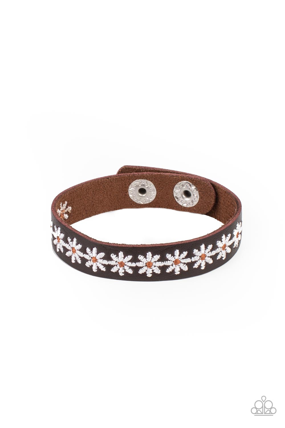 Paparazzi Wildflower Wayfarer White Single Wrap Snap Bracelet - P9UR-WTXX-093XX