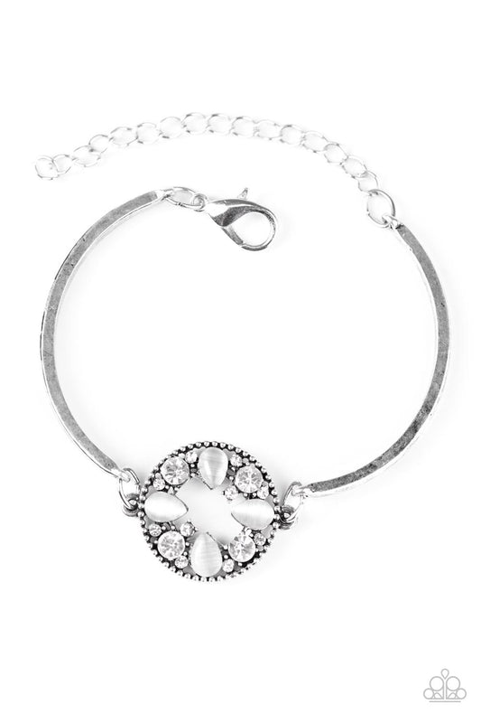 Paparazzi A Moonwalk In The Park White Clasp Bracelet