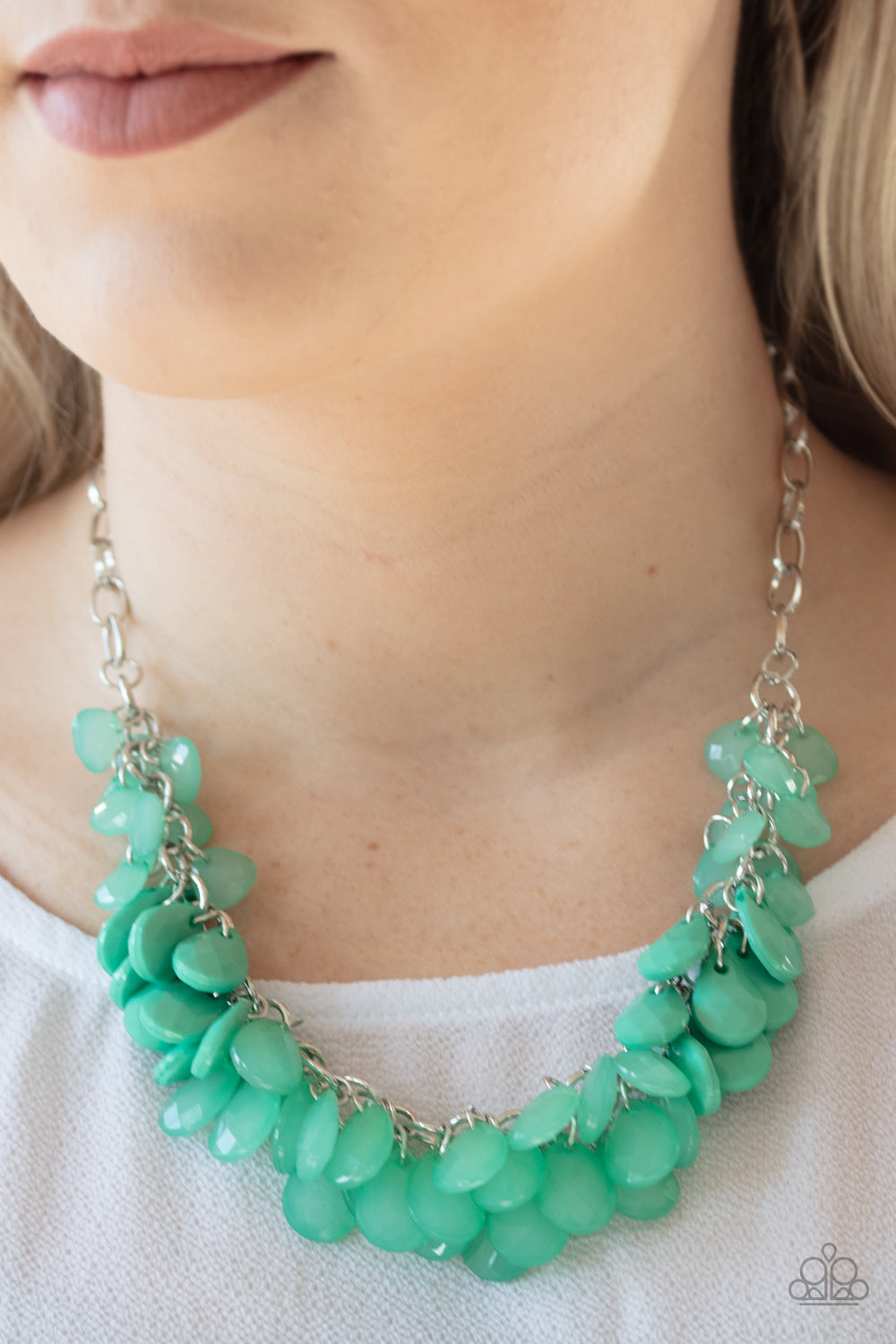 Paparazzi Colorfully Clustered Green Short Necklace