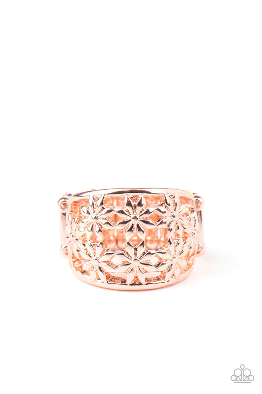 Paparazzi Crazy About Daisies Rose Gold Ring