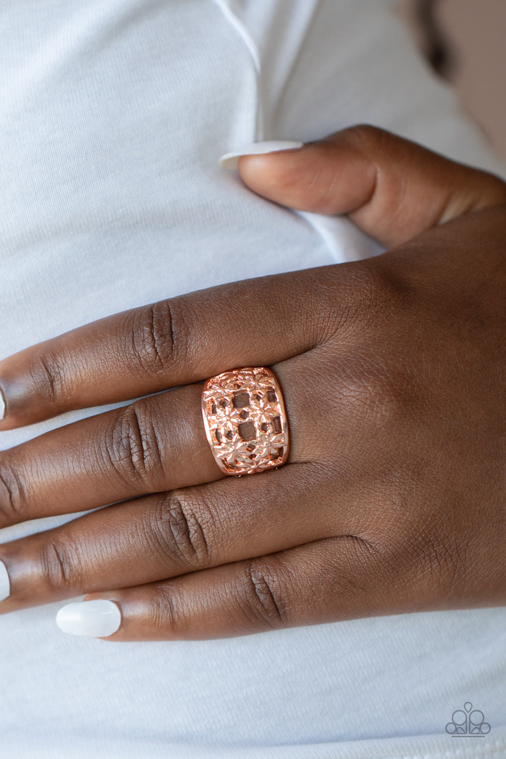 Paparazzi Crazy About Daisies Rose Gold Ring