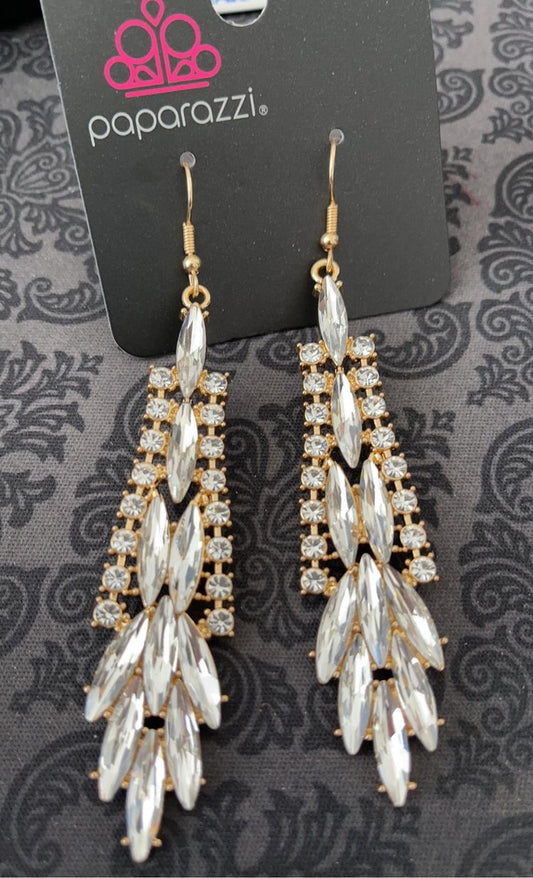 Paparazzi Crown Heiress Gold Fishhook Earrings - April 2021 Fashion Fix Exclusive