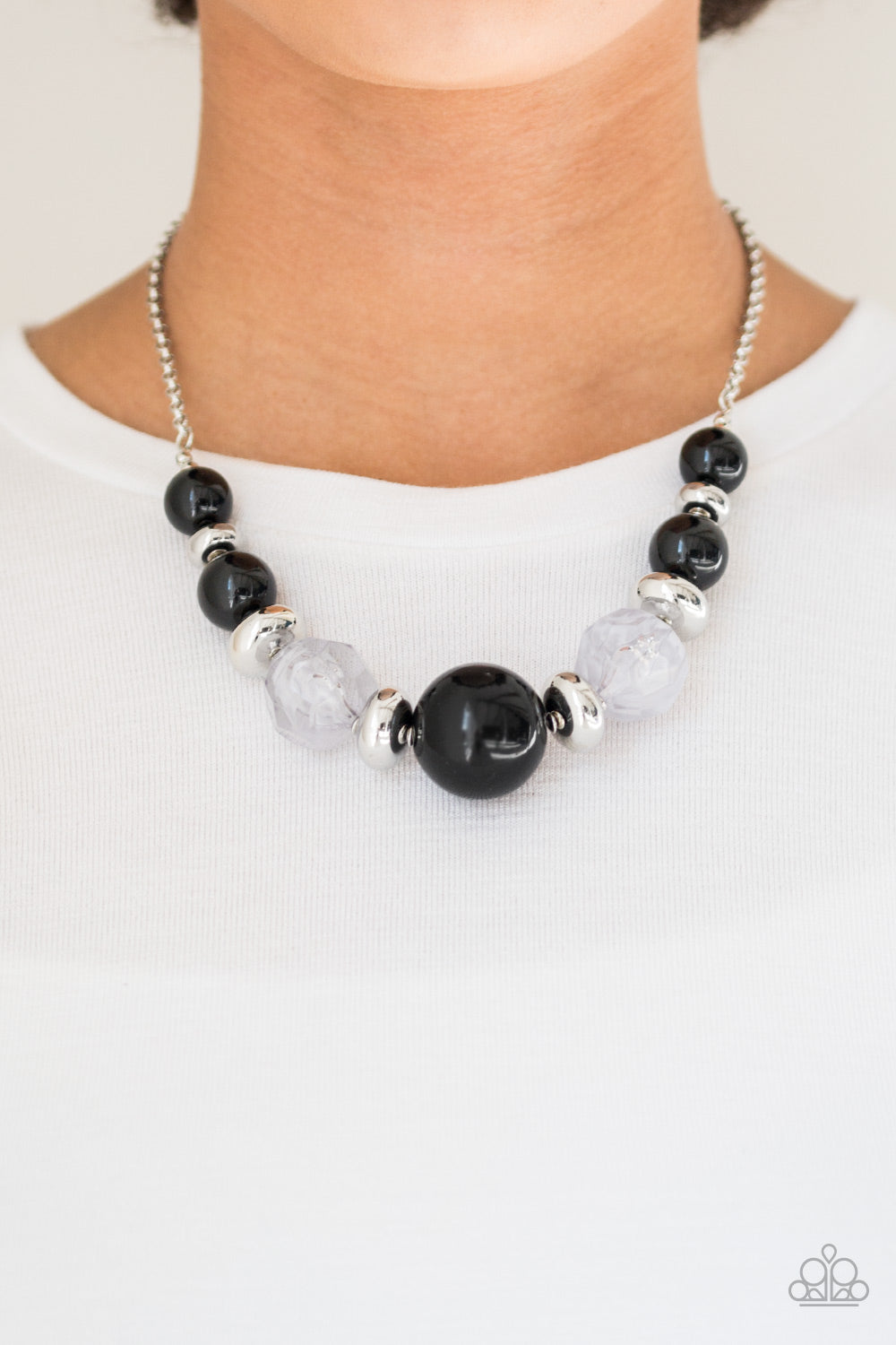 Paparazzi Daytime Drama Black Short Necklace