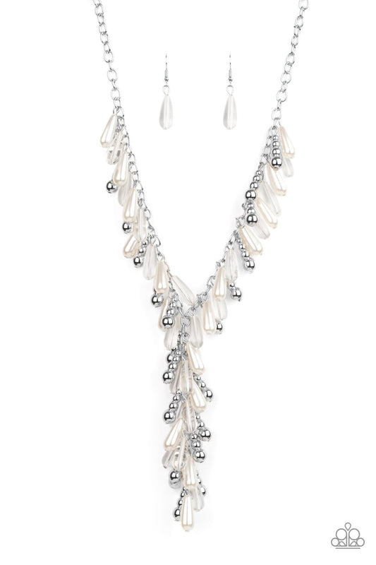 Paparazzi Dripping With DIVA-ttitude White Short Necklace - Life Of The Party Exclusive April 2021 - P2ST-WTXX-089XX