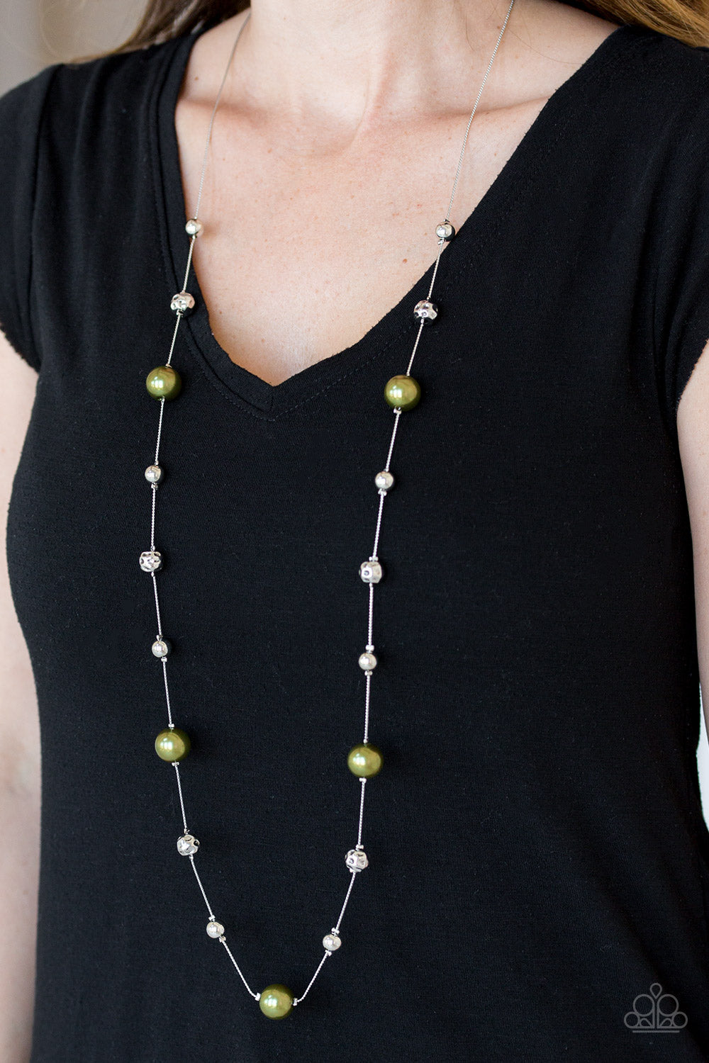 Uptown talker store green necklace paparazzi