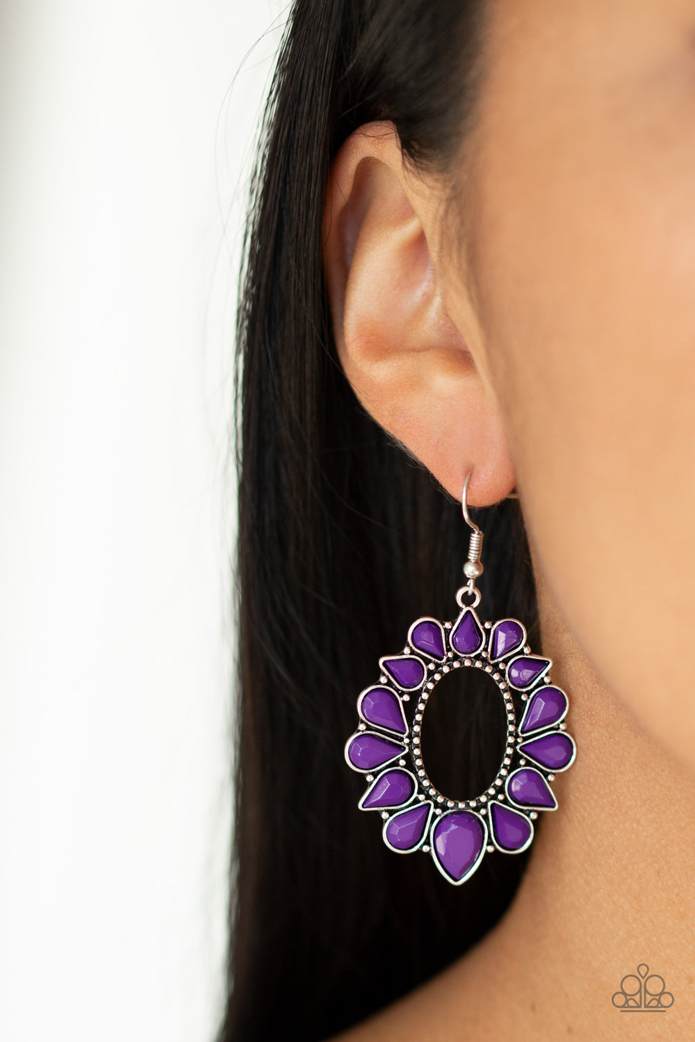 Paparazzi Fashionista Flavor Purple Fishhook Earrings - P5WH-PRXX-178XX