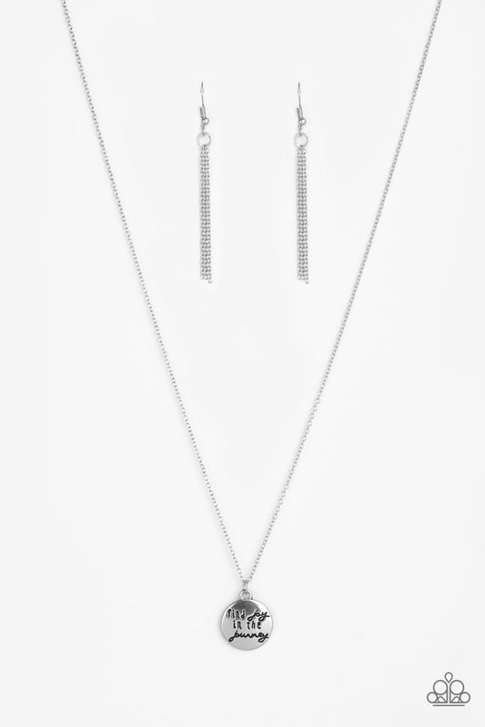 Paparazzi Find Joy Silver Short Necklace