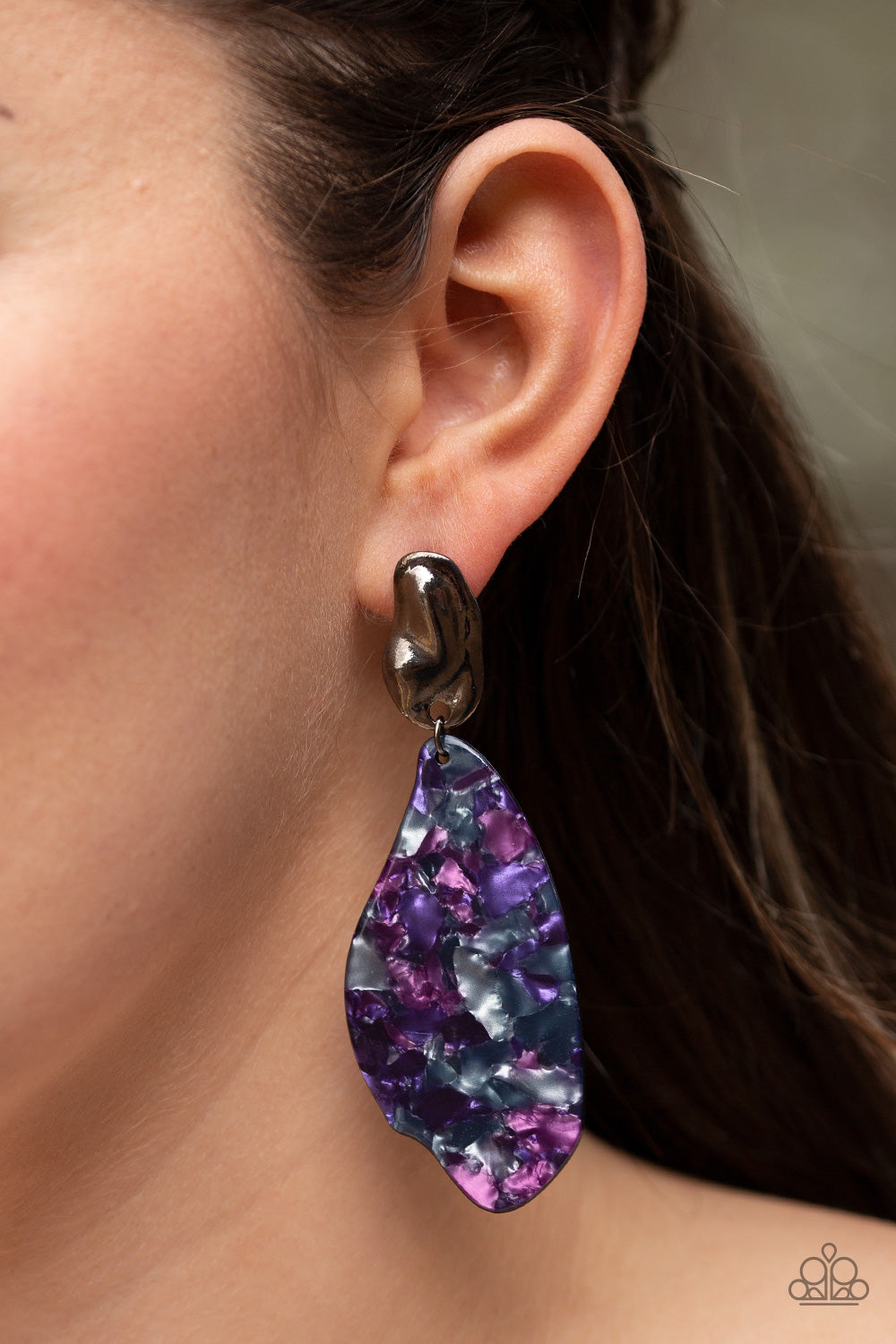 Paparazzi Fish Out Of Water Purple Post Earrings