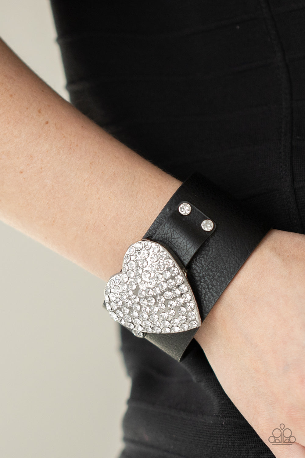 Paparazzi Flauntable Flirt Black Single Wrap Snap Bracelet - Life of the Party Exclusive July 2021