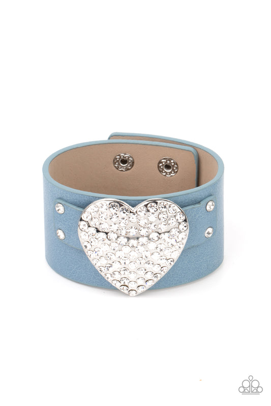 Paparazzi Flauntable Flirt Blue Single Wrap Snap Bracelet