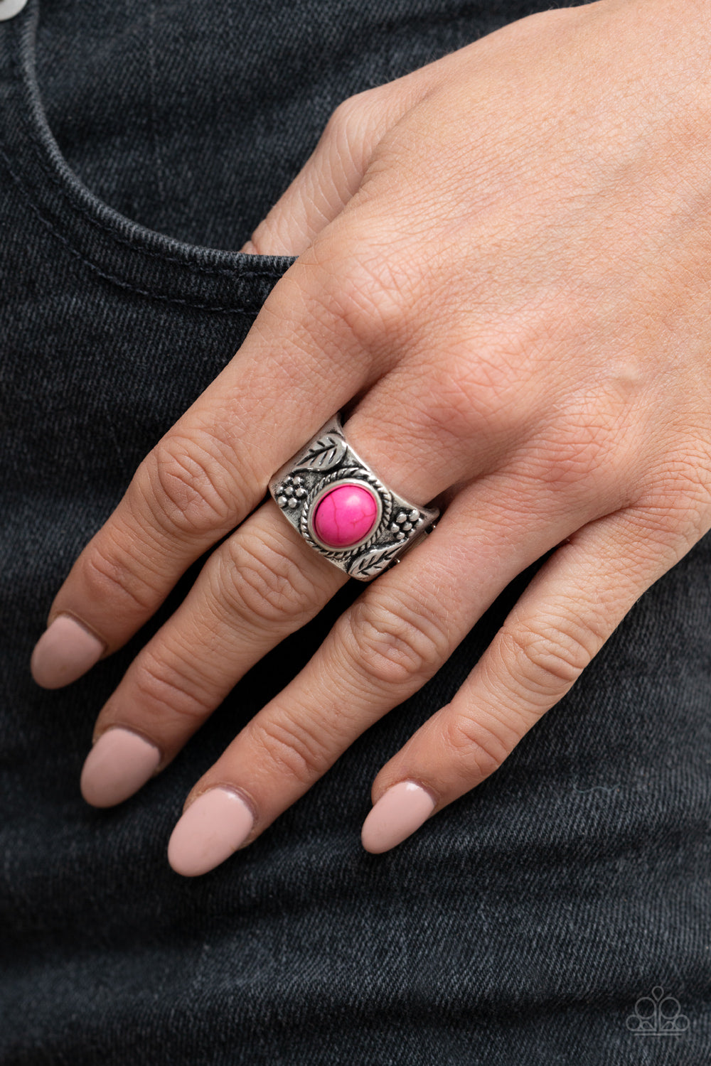 Paparazzi Free-Spirited Fields Pink Stone Ring