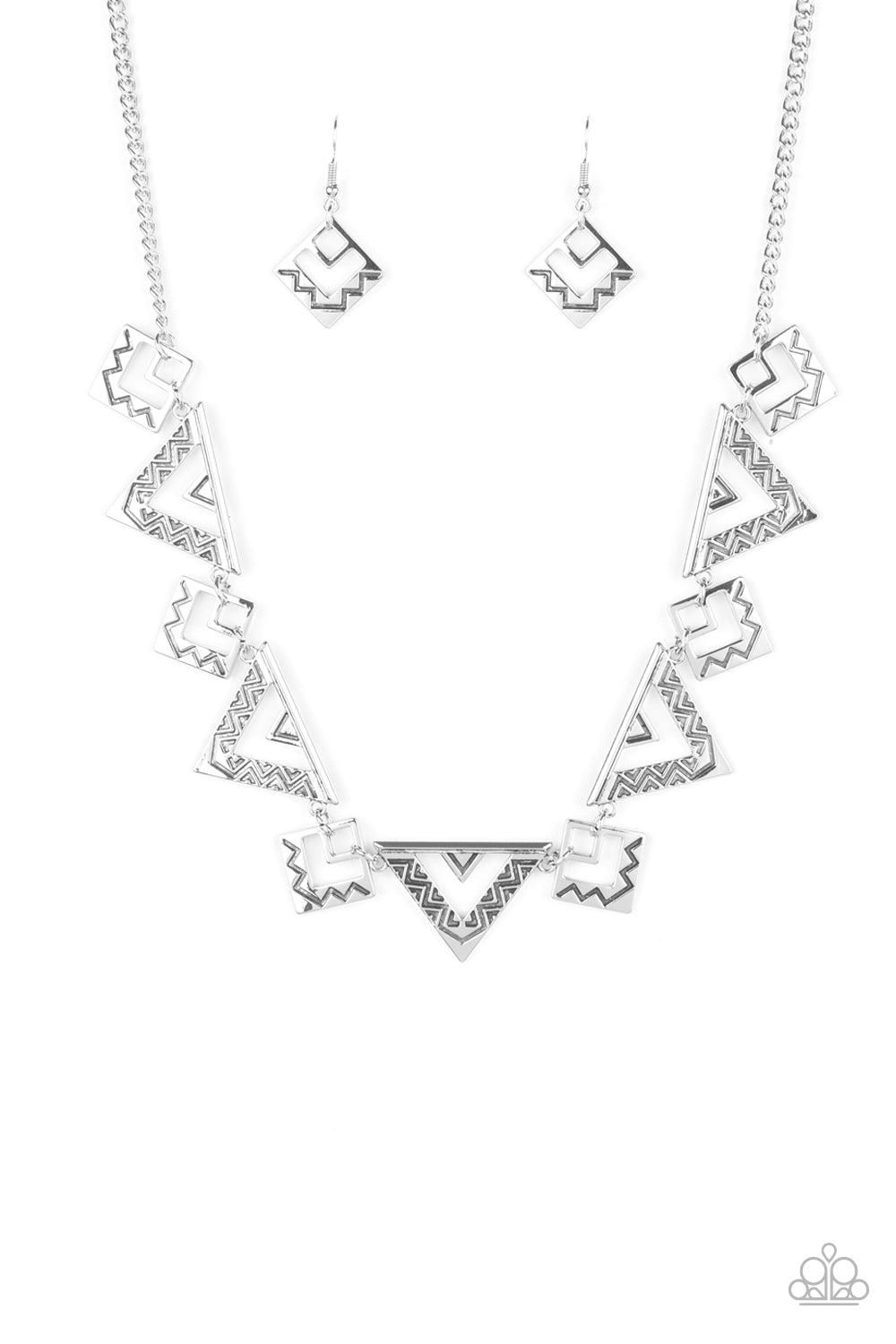 Paparazzi Giza Goals Silver Short Necklace