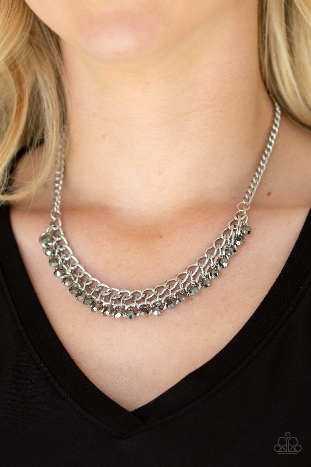 Paparazzi Glow and Grind Silver Short Necklace