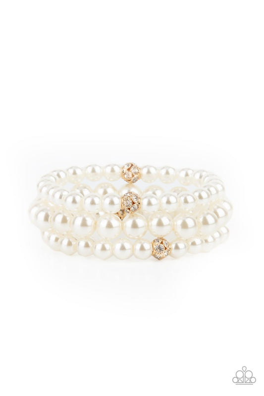 Paparazzi Here Comes The Heiress Gold Stretch Bracelet - P9RE-GDXX-317XX
